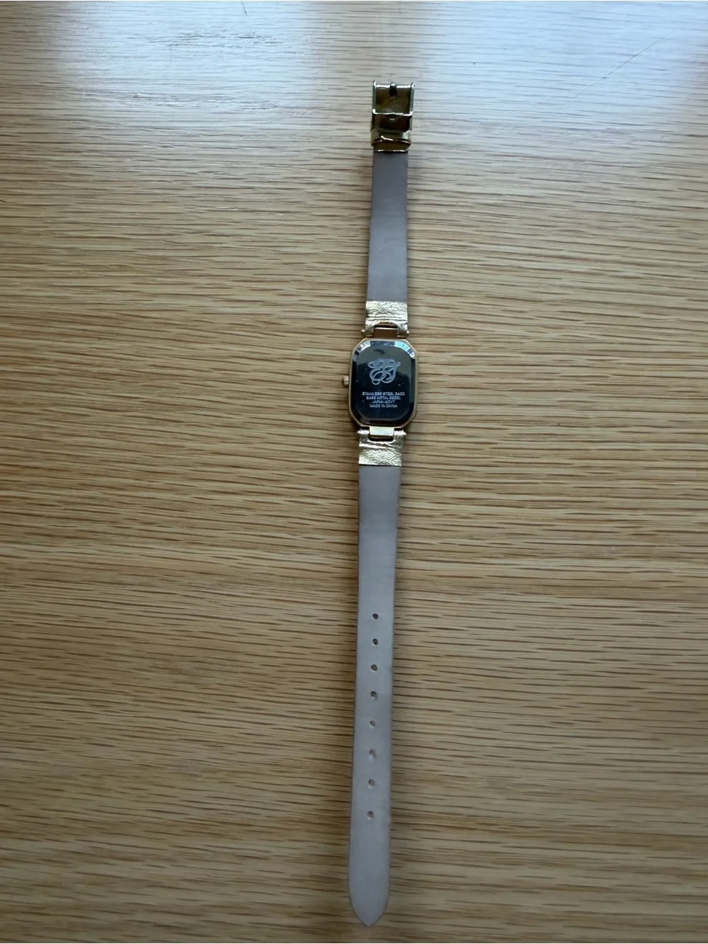 Elizabeth Taylor Wristwatch. Vintage gold tone.